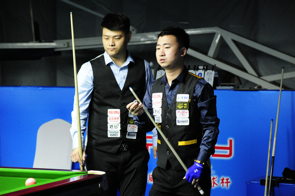 轻球员的培 轻球员的培