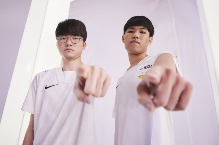 在关键比赛 在关键比赛